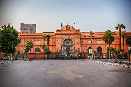 Giza Pyramids & Egyptian Museum