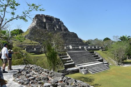 Xunantunich and Cave Tubing Combo Tour from San Ignacio