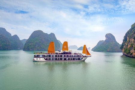 Peony Cruise Luxury Cruise in Halong Bay & Lan Ha Bay (2D1N) 