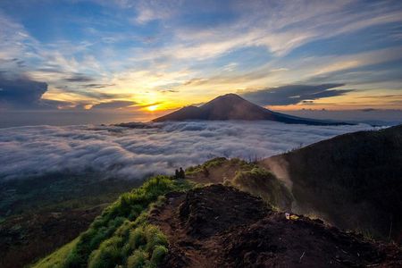 Mount Batur Sunrise Treeking with Breakfast