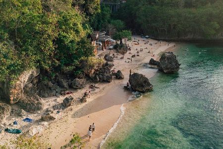 Beautiful Beaches of Bali and Sunset at Uluwatu Temple with Kecak Dance Show 