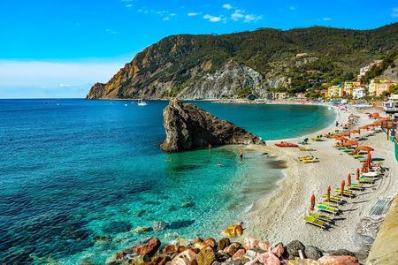 The heart of the 5 Terre: Monterosso and national park ebike tour