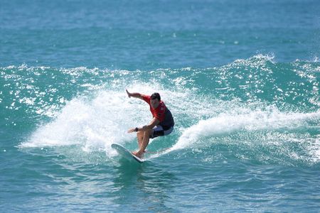 Beginner Surf Lesson in Arugam Bay