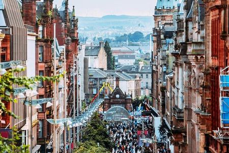 Glasgow Luxury Private Sightseeing Excursion with Chauffeur Vehicle 
