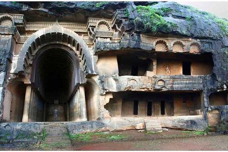 Day Trip Experience to Lonavala hill Station with caves and Forts from Mumbai
