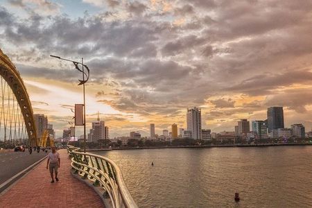 Danang Riverside by Night Photo Tour