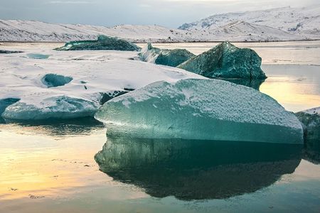 Reykjavik: Glacier Lagoon Boat Ride & South Coast Full Day Tour