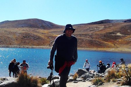 Nevado de Toluca (Walk through the lagoons of the Sun and the Moon)