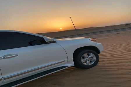 Private Sundowner Dune Safari and Dinner