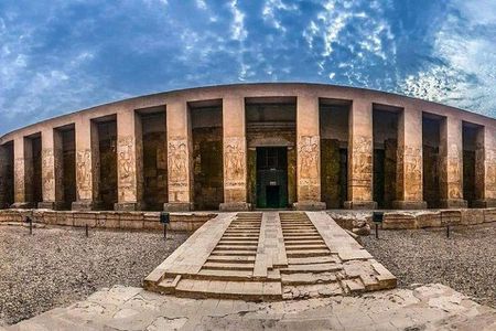 Luxor to Hurghada Transfer with a Unique Stop at Dendera Temple