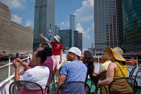 Chicago Architecture Center River Cruise aboard First Lady