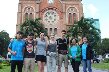 Saigon City Highlights: Half-Day Private Tour by Car