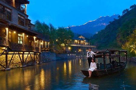 Gubei Water Town And Simatai Great Wall Entrance Options