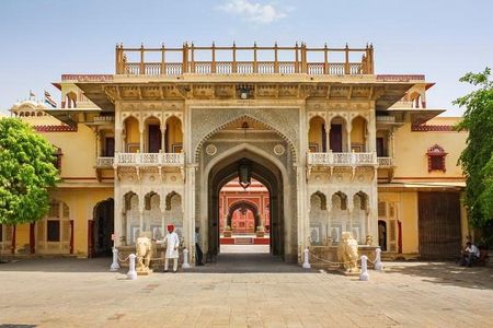 Private Day Trip to Jaipur from Agra