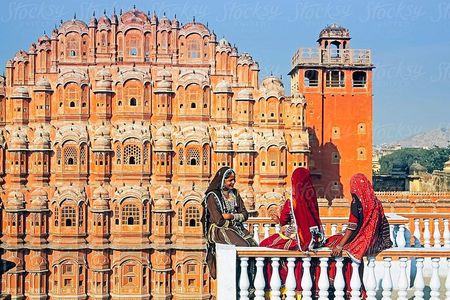 Overnight Private Tour to the Glamorous Pink City of Jaipur 