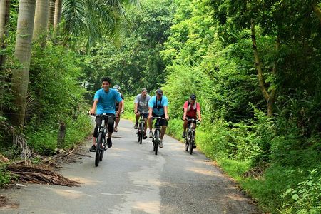 Hanoi Bicycle Tours: Half Day Bicycle Tours Hanoi Countryside