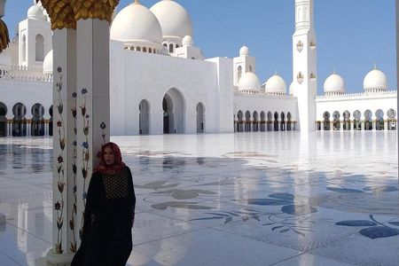 Private 10 hours tour : Dubai and Abu Dhabi with professional driver