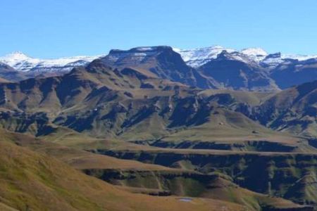 Drakensberg mnt Sani Pass T. Duration: 13hrs, Cost: R3890pp-2pax/more travelling