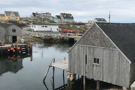 Small Group Tour - Peggy's Cove, Lunenburg, the Annapolis Valley
