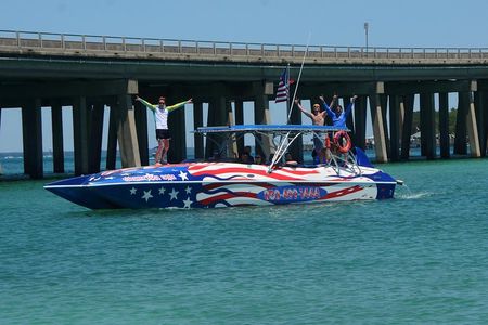 Private Speed Boat Charter with Experienced Captain 