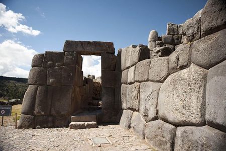 4-Hour City Tour of Cusco Including Four Ruins