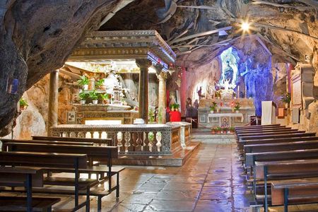 Monte pellegrino and Palazzina Cinese, from culture to adventure.