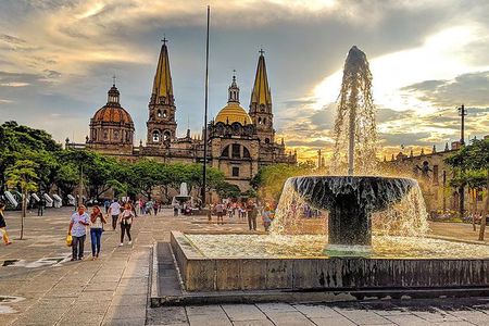 Private Tour Guadalajara Historic Center and Tlaquepaque from Mexico City