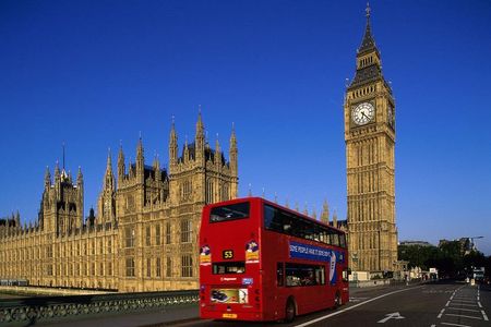 Layover Tour of London from LHR Executive Luxurious Vehicle Private Tour 