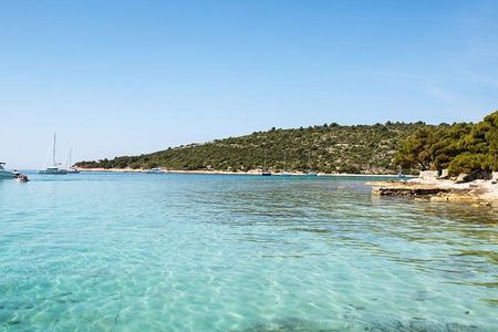 Private day tour to Golden horn, Brač and island Hvar