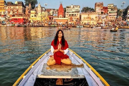 3 Days Exclusive Varanasi, Sarnath and Bhadohi Craft Tour
