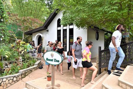 Bob Marley's Nine Mile Day-Trip with Admission & Guided Tour from Falmouth