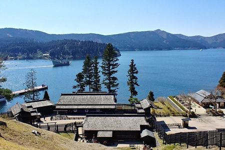 Hakone, majestic moment waiting!