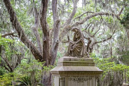 Bonaventure Cemetery & Wormsloe State Historic Site Tour
