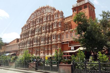 Golden Triangle Tour 4 Days included Accommodation
