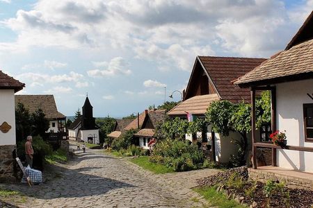 Holloko UNESCO site and Eger Castle and town tour