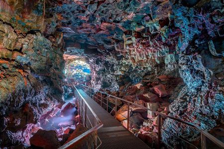 Lava Tunnel Tour Including Transfers from Reykjavik
