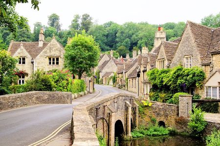 From London: Small-Group Cotswolds Villages Day Tour 