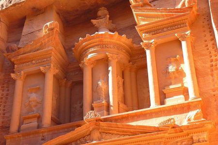 Full Day Treasure of Jordan Petra Tour with Pickup Included