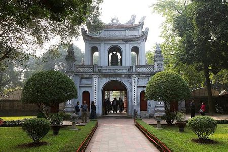 Hanoi City Half Day Private Tour: Hidden Corners & Train Street