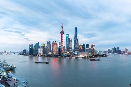 Private Day Tour: Zhujiajiao with Your Choice of Shanghai Sites