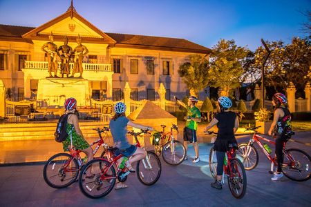 Chiang Mai Night Bike Tour