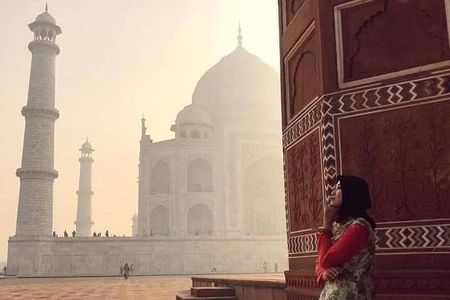 A-Day Trip from Delhi to Agra Including Baby taj