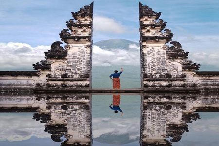 Lempuyang Heaven Gate Tour 