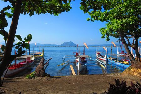 Tagaytay Adventure: Volcano Views, Countryside, Market & Cruise!