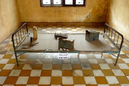 Tuol Sleng and Russian Market Half Day Tour Phnom Penh