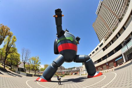 Private Kobe Tour for Families with a Local, 100% Personalized 
