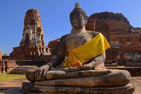 Private Tour: Fascinating Ayutthaya & Suphanburi Full Day Tour