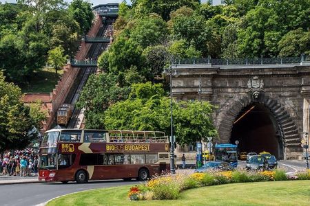 Big Bus Budapest Hop-On Hop-Off Bus, River Cruise & Walking Tour