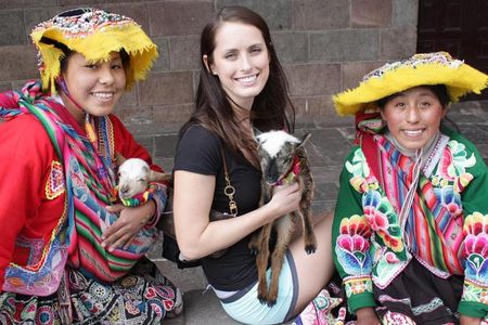 Sacred Valley tour to Machu Picchu and Rainbow Mountain hike 3-Day