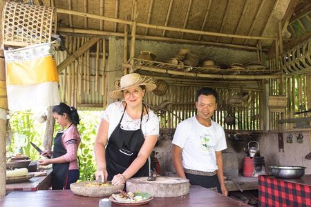 Small-Group Farm Tour & Balinese Cooking Class in Ubud with Kadek